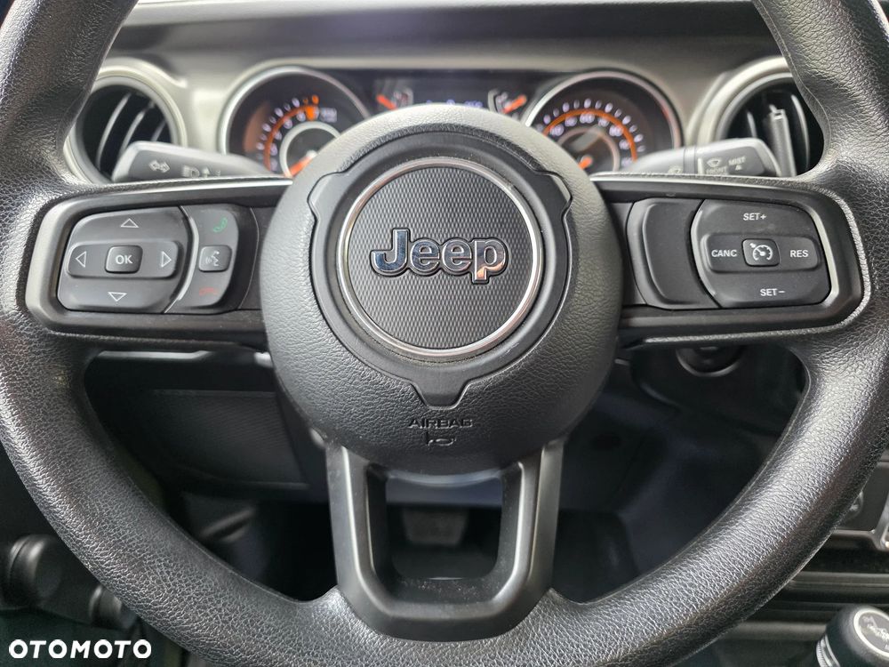 Jeep Wrangler - 19