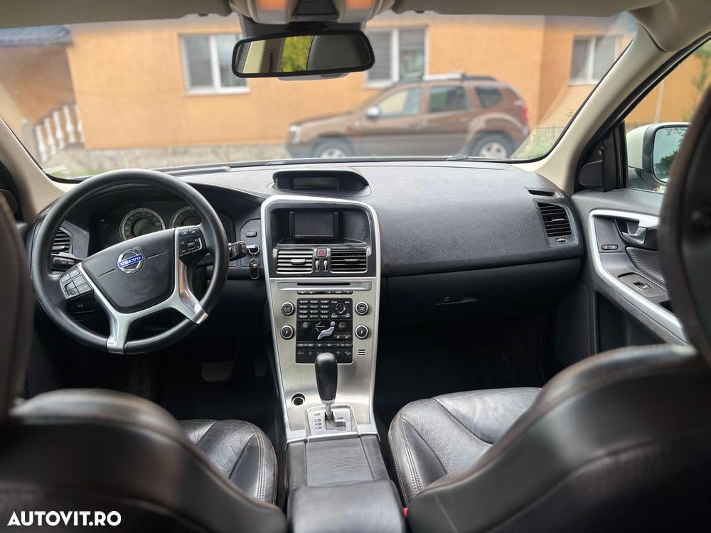 Volvo XC 60 D5 AWD Aut. Kinetic - 7