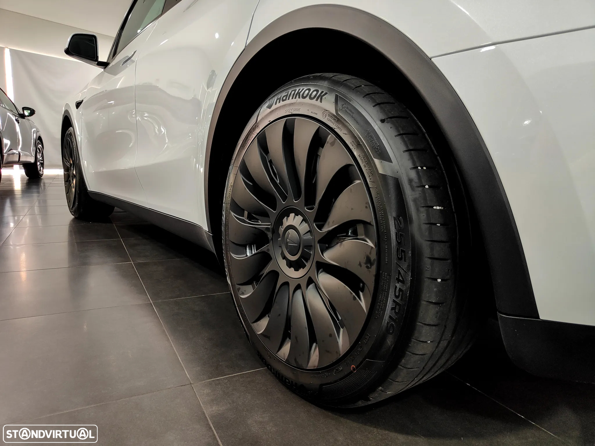 Tesla Model Y Tração Traseira - 32