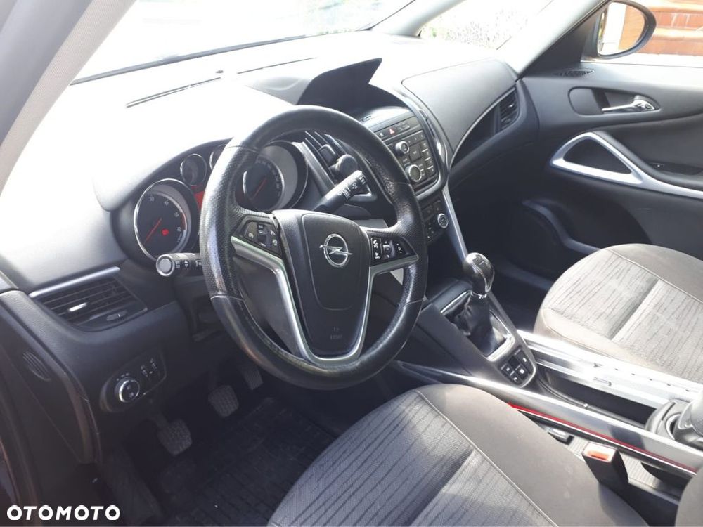 Opel Zafira - 23