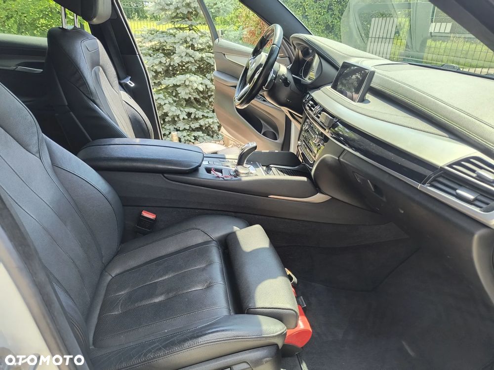 BMW X6 xDriveM50d - 17