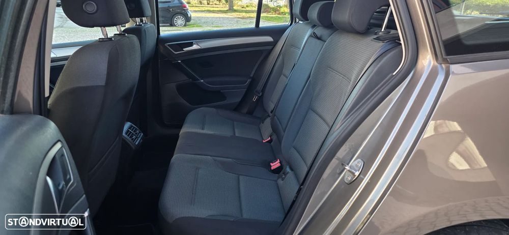 VW Golf Variant 1.6 TDi GPS Edition - 8