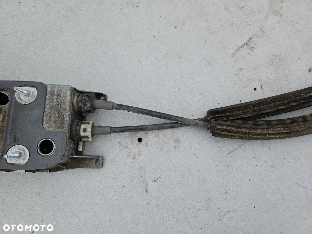 Lewarek wybierak biegów linki VW Passat B6 1,9 TDI 2006r 5-bieg manual 3C0711049B - 3