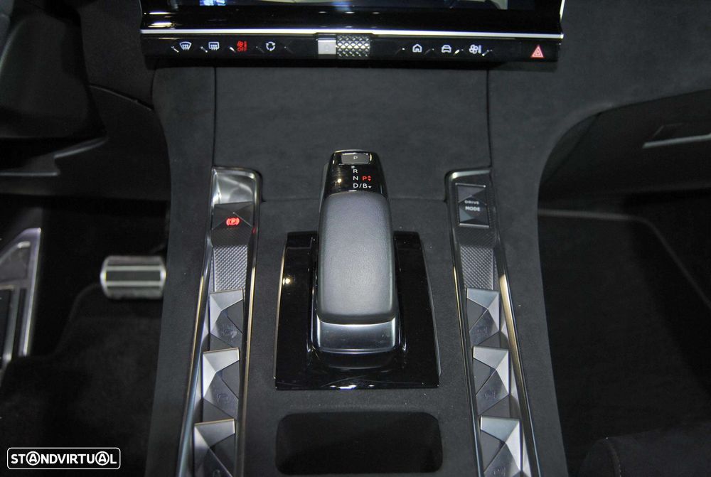 DS DS7 E-Tense Performance Line+ EAT8 - 23