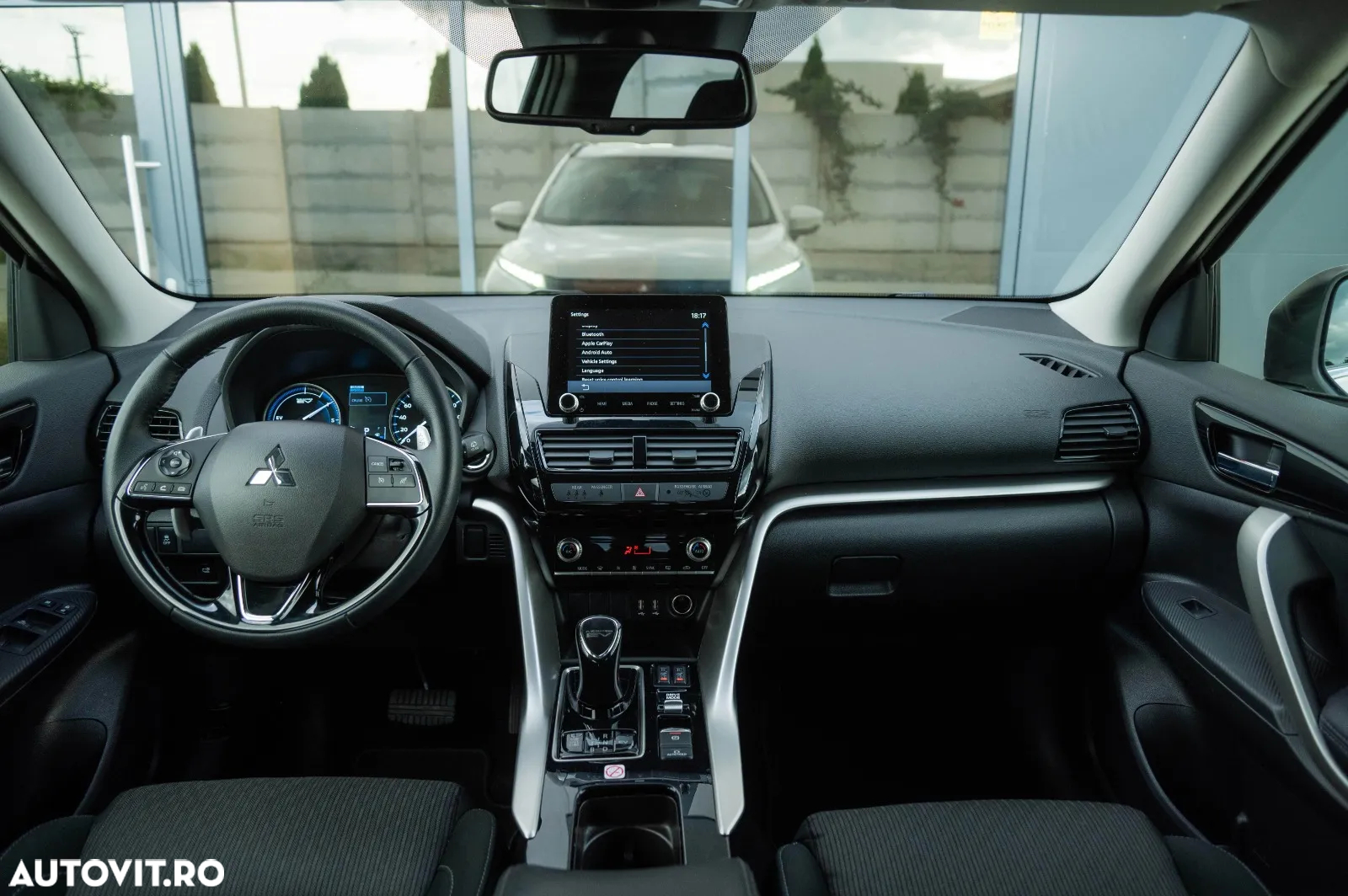 Mitsubishi Eclipse-Cross Plug-In Hybrid 4WD Intro Edition - 21