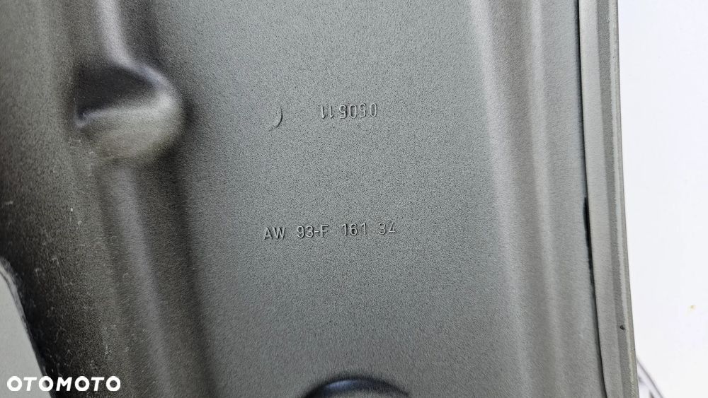 Jaguar XJ 351 Błotnik przód prawy Błotnik przedni prawy PEF - 24