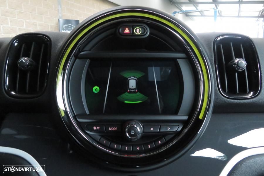 MINI Countryman Cooper SE ALL4 Auto - 13
