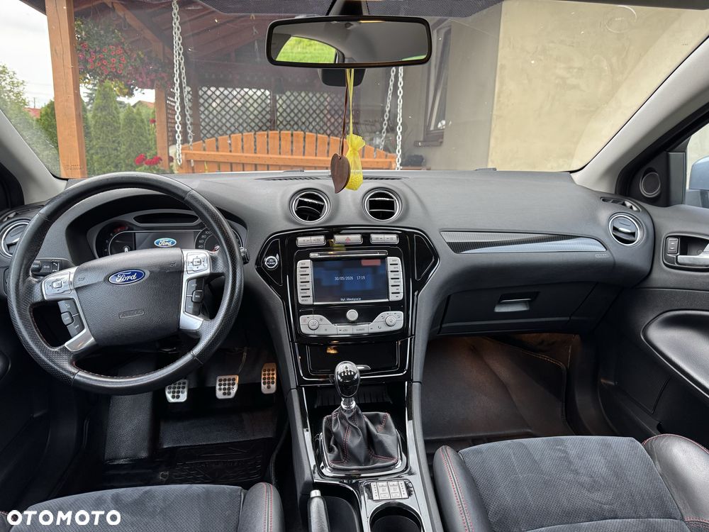 Ford Mondeo - 4