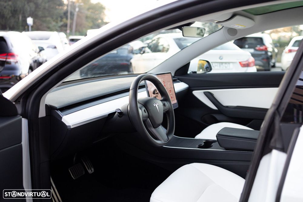 Tesla Model 3 Long-Range Dual Motor AWD - 19