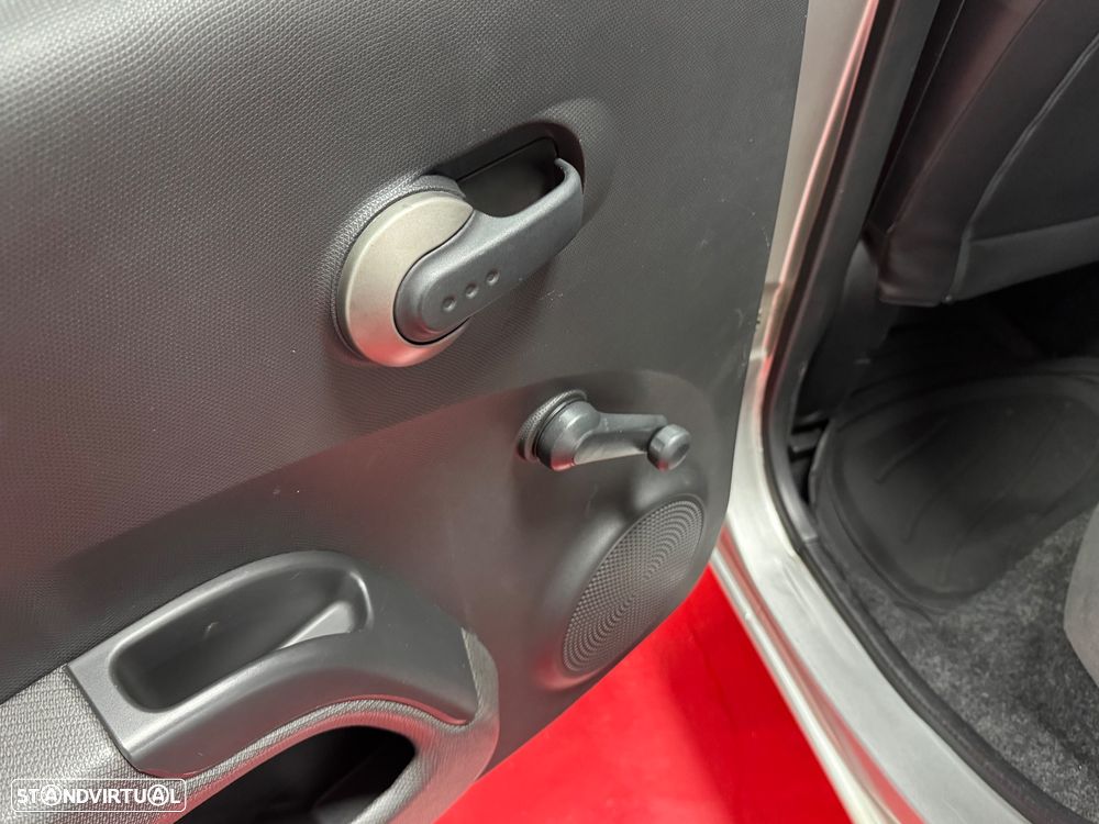 Nissan Micra 1.2 Tekna AC - 32