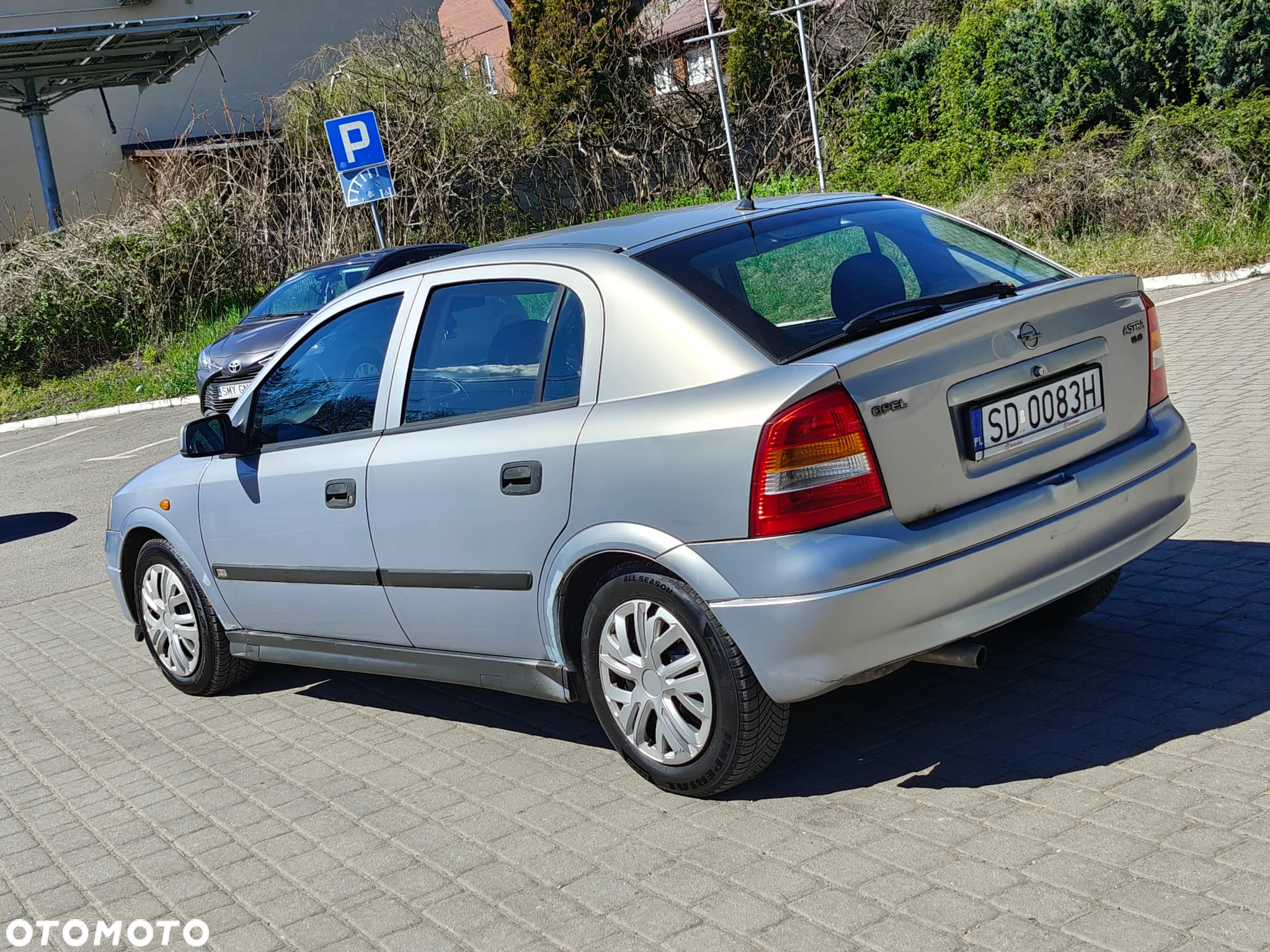 Opel Astra 1.6 Base - 12