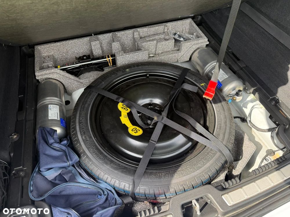 Volvo XC 60 T5 AWD R-Design - 21