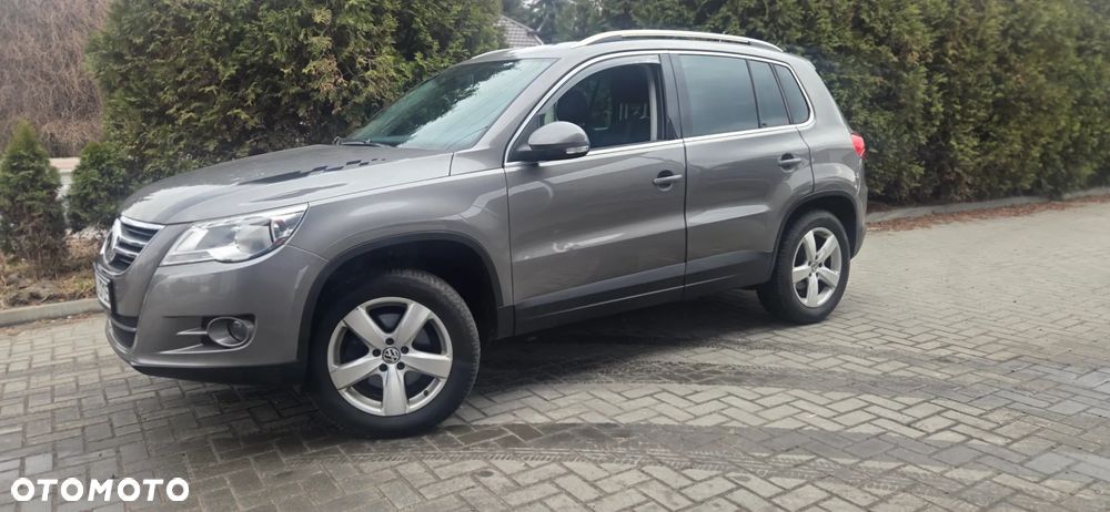 Volkswagen Tiguan 2.0 TDI DPF BlueMotion Technology Exclusive - 5