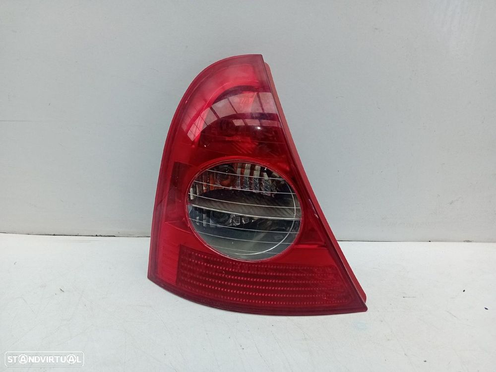 Farolim esquerdo RENAULT Clio II (BB0/1/2_, CB0/1/2_) - 1