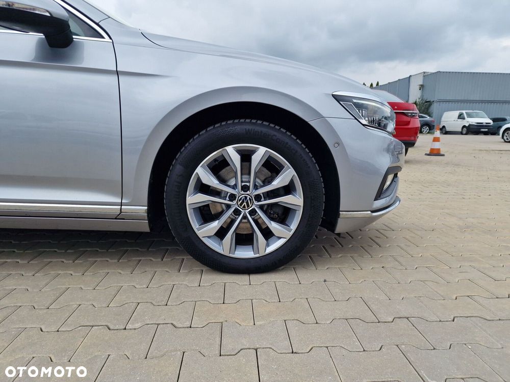 Volkswagen Passat - 22
