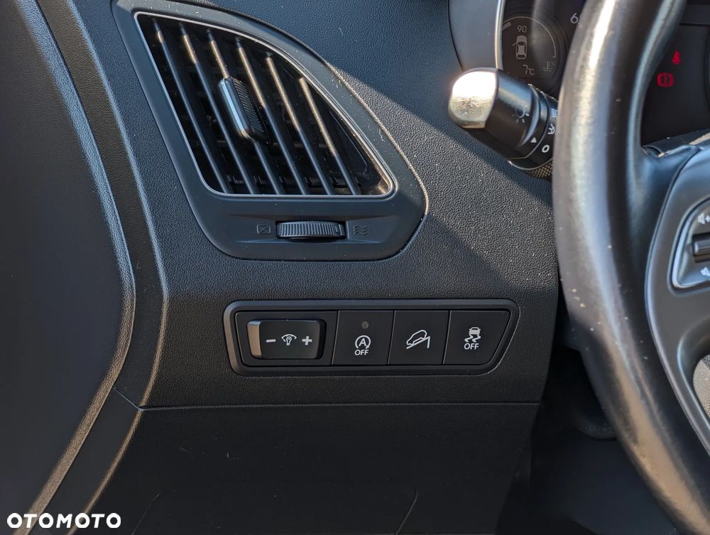 Hyundai ix35 1.6 2WD blue Style - 24