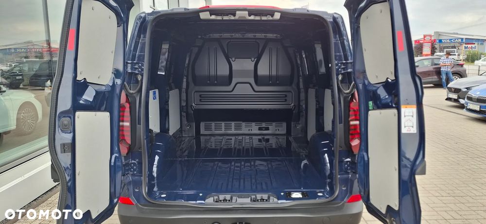 Volkswagen Transporter - 7