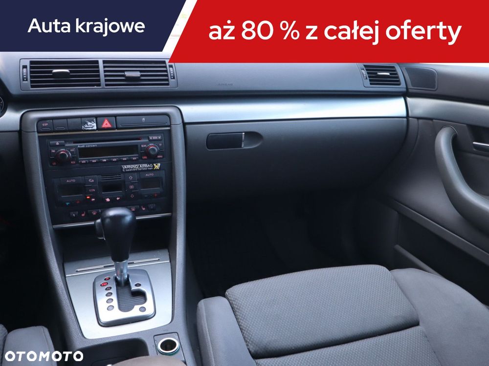 Audi A4 Avant - 10