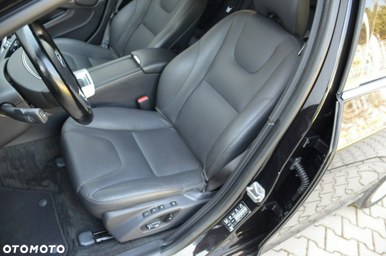 Volvo V60 - 24