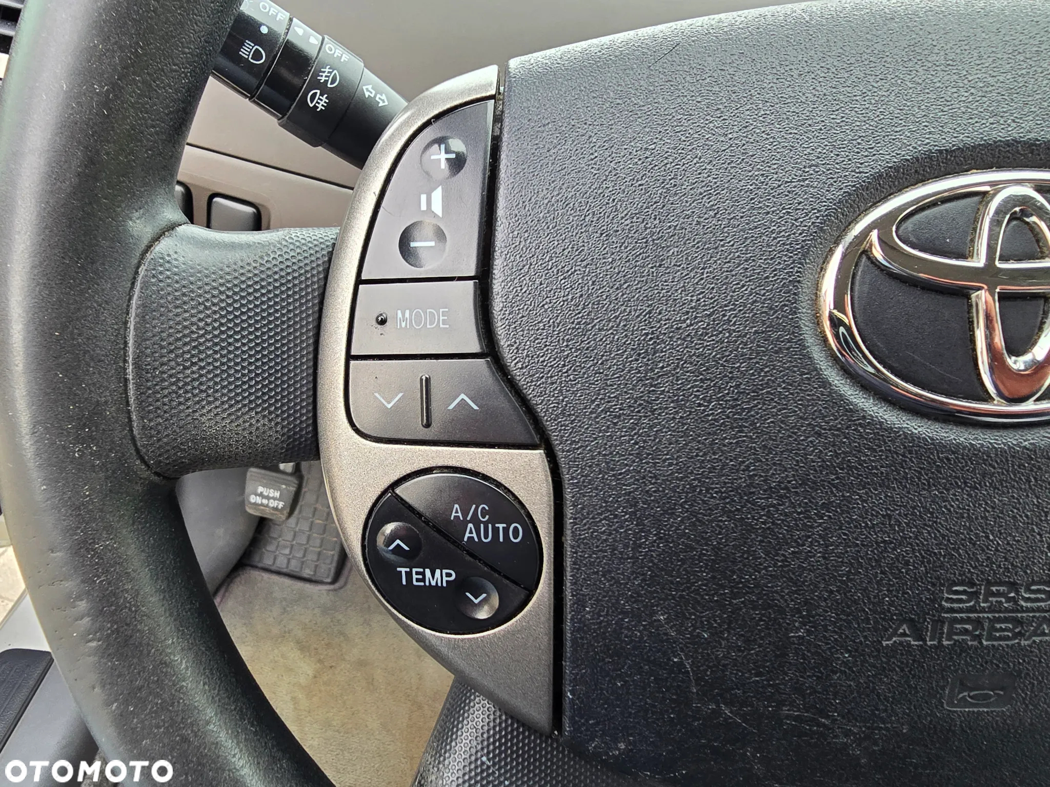 Toyota Prius - 26