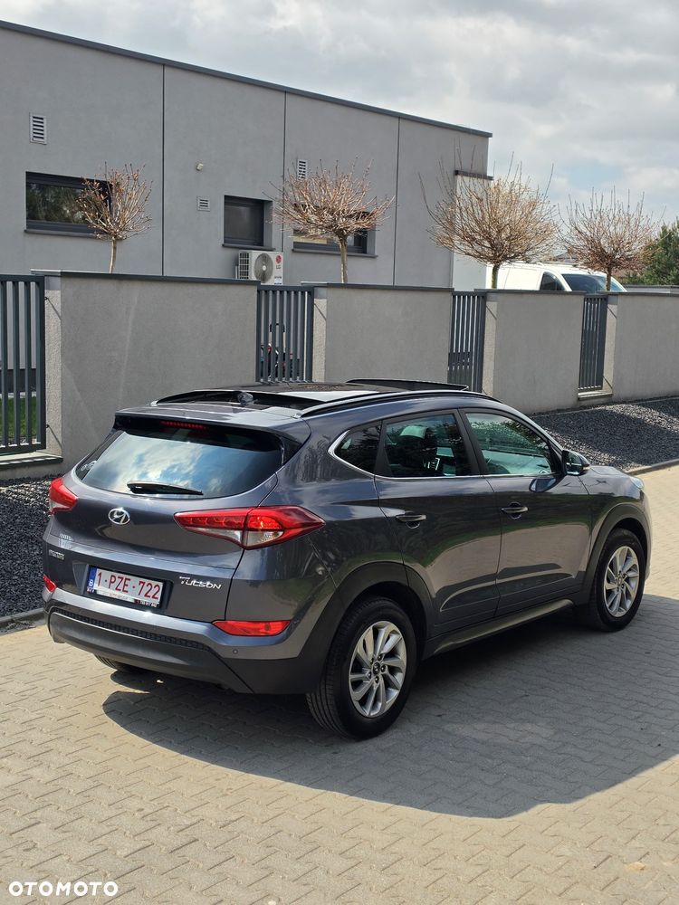 Hyundai Tucson 1.7 CRDI BlueDrive Style 2WD - 14