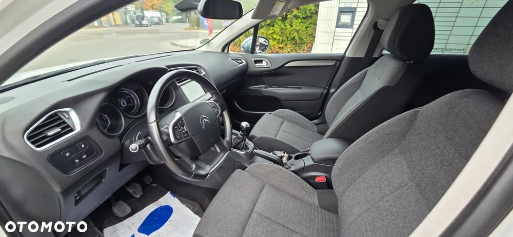 Citroën C4 PureTech e-THP 130 Exclusive - 33