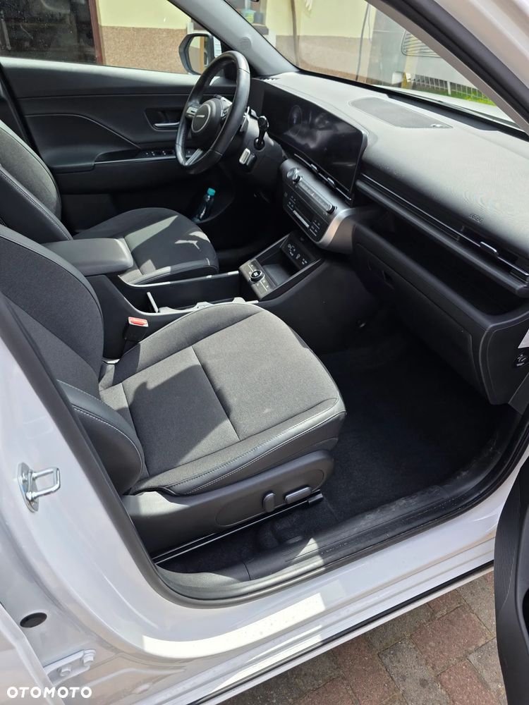 Hyundai Kona 65kWh Executive - 16
