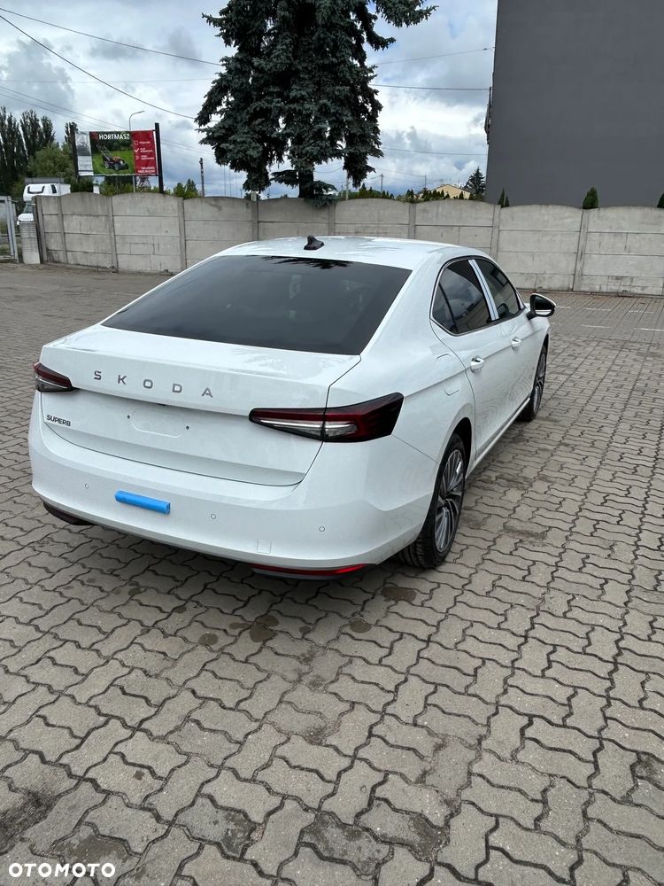 Skoda Superb 2.0 TSI L&K DSG - 5