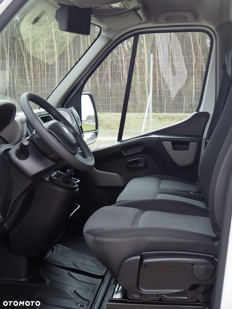 Renault Master - 18