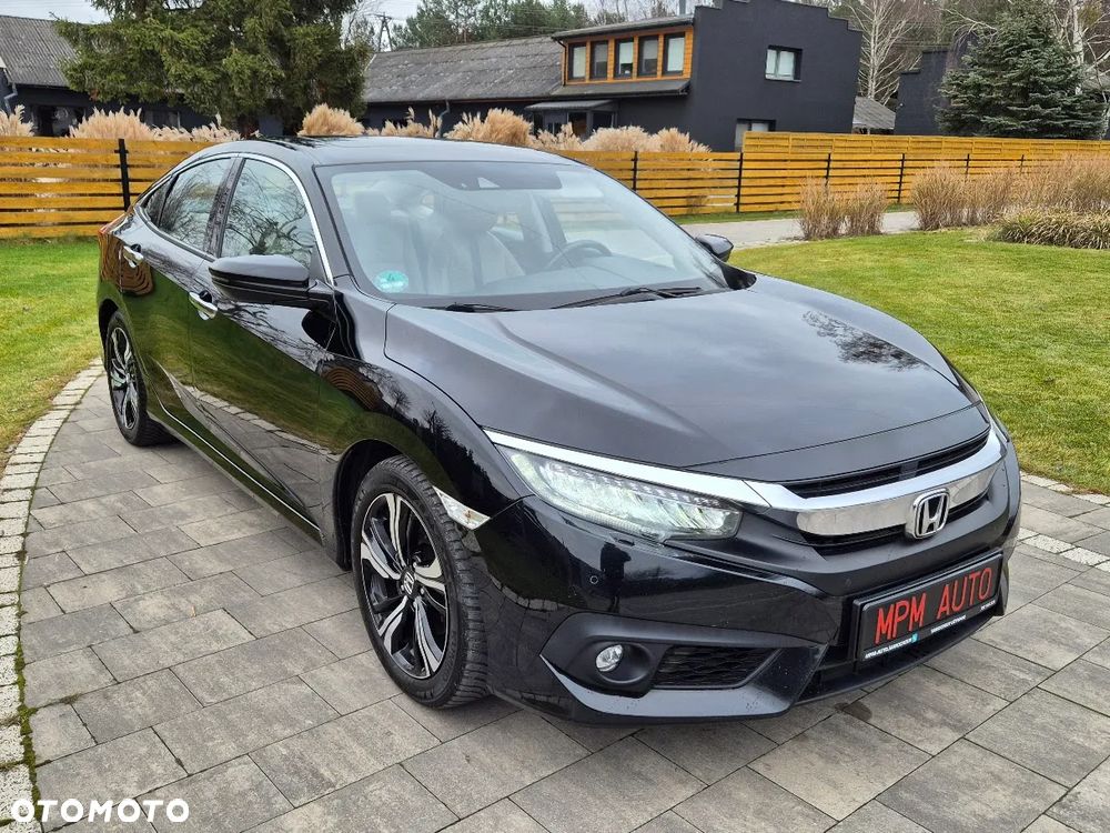 Honda Civic 1.5 i-VTEC Turbo CVT Executive - 12