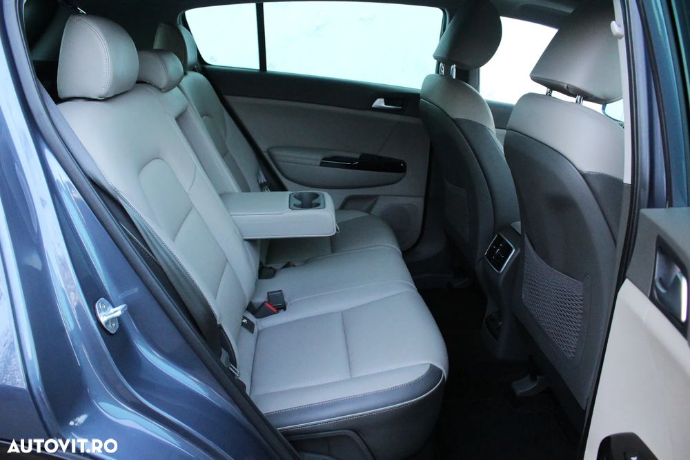 Kia Sportage 2,0 CRDI AWD Aut. Spirit - 8