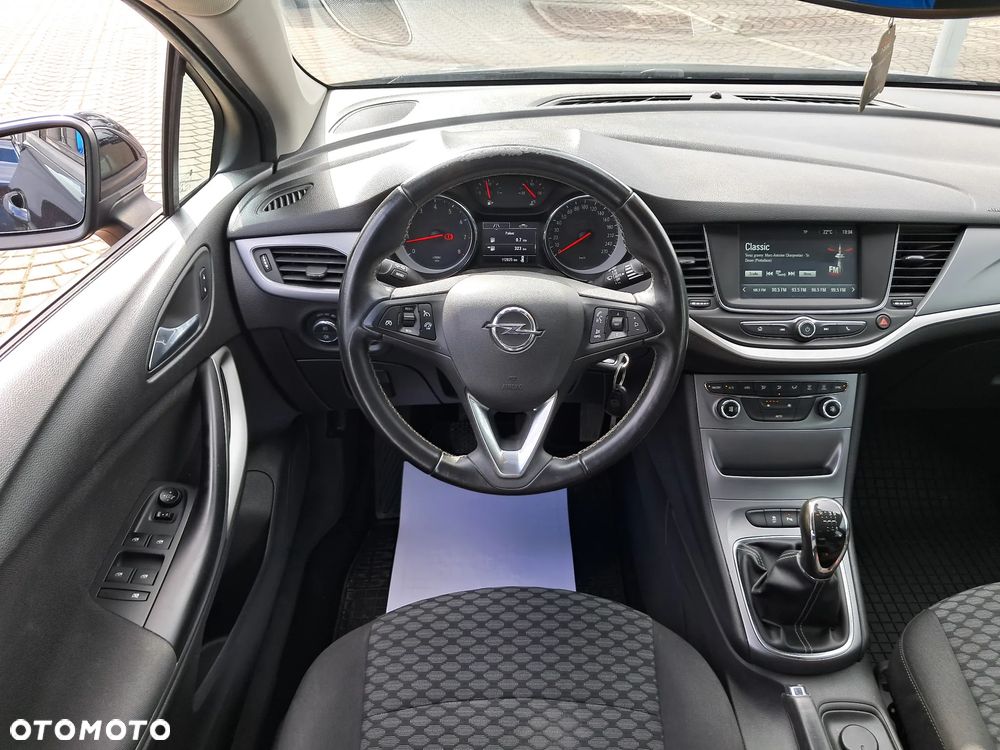 Opel Astra 1.4 T Dynamic S&S - 12