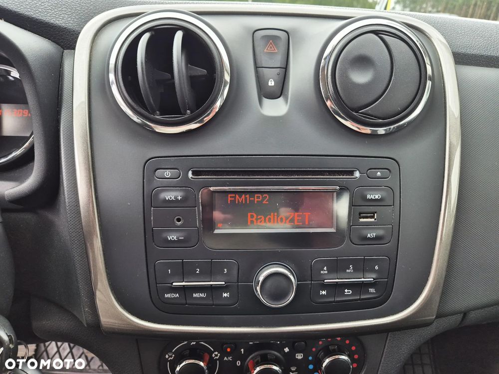 Dacia Sandero 0.9 TCe Laureate - 14