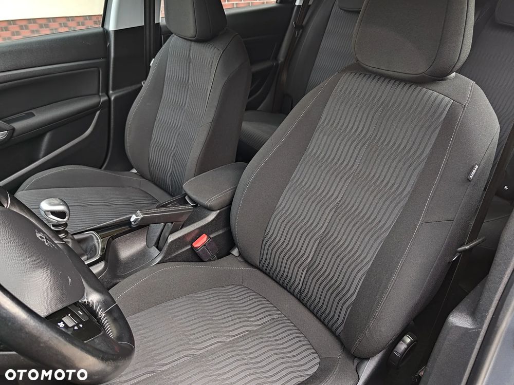 Peugeot 308 BlueHDi 120 Stop & Start Allure - 19