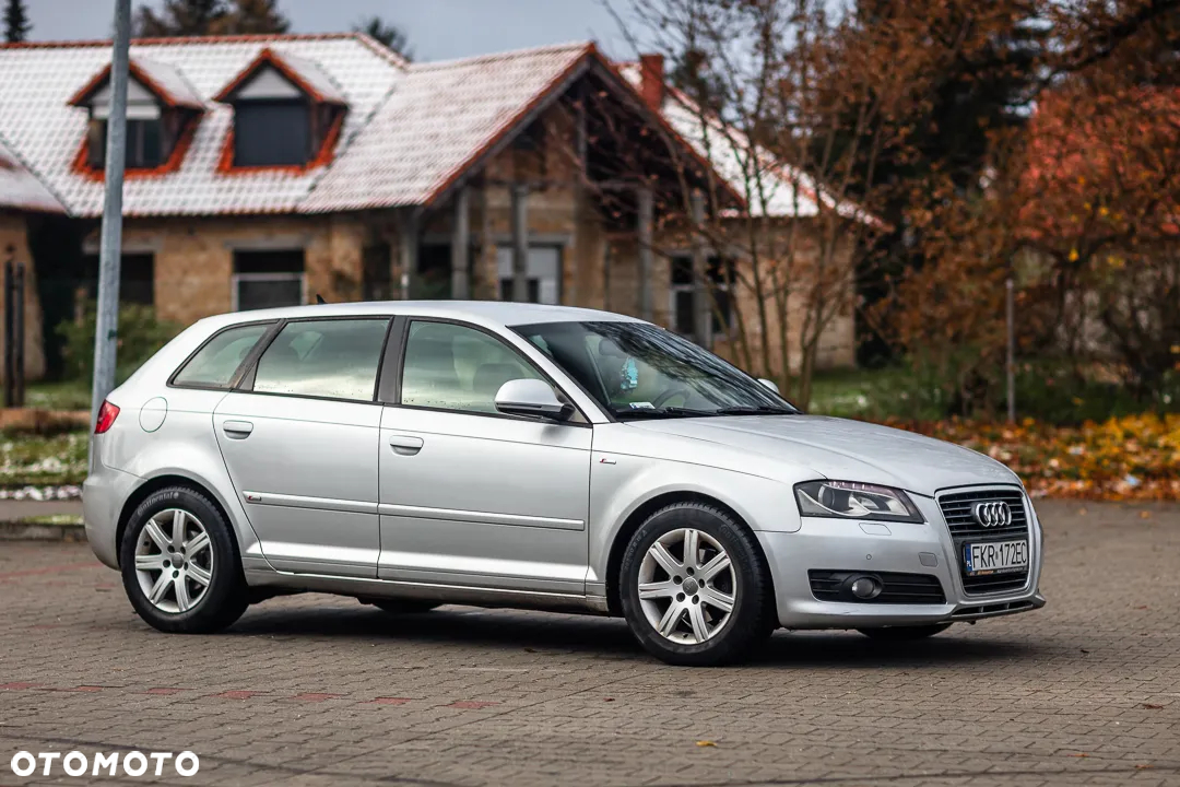 Audi A3 1.6 TDI Sportback S line Sportpaket - 10