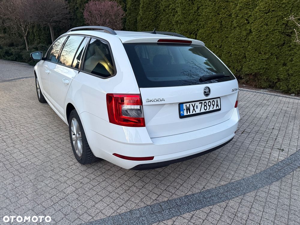 Skoda Octavia 1.6 TDI Ambition - 9