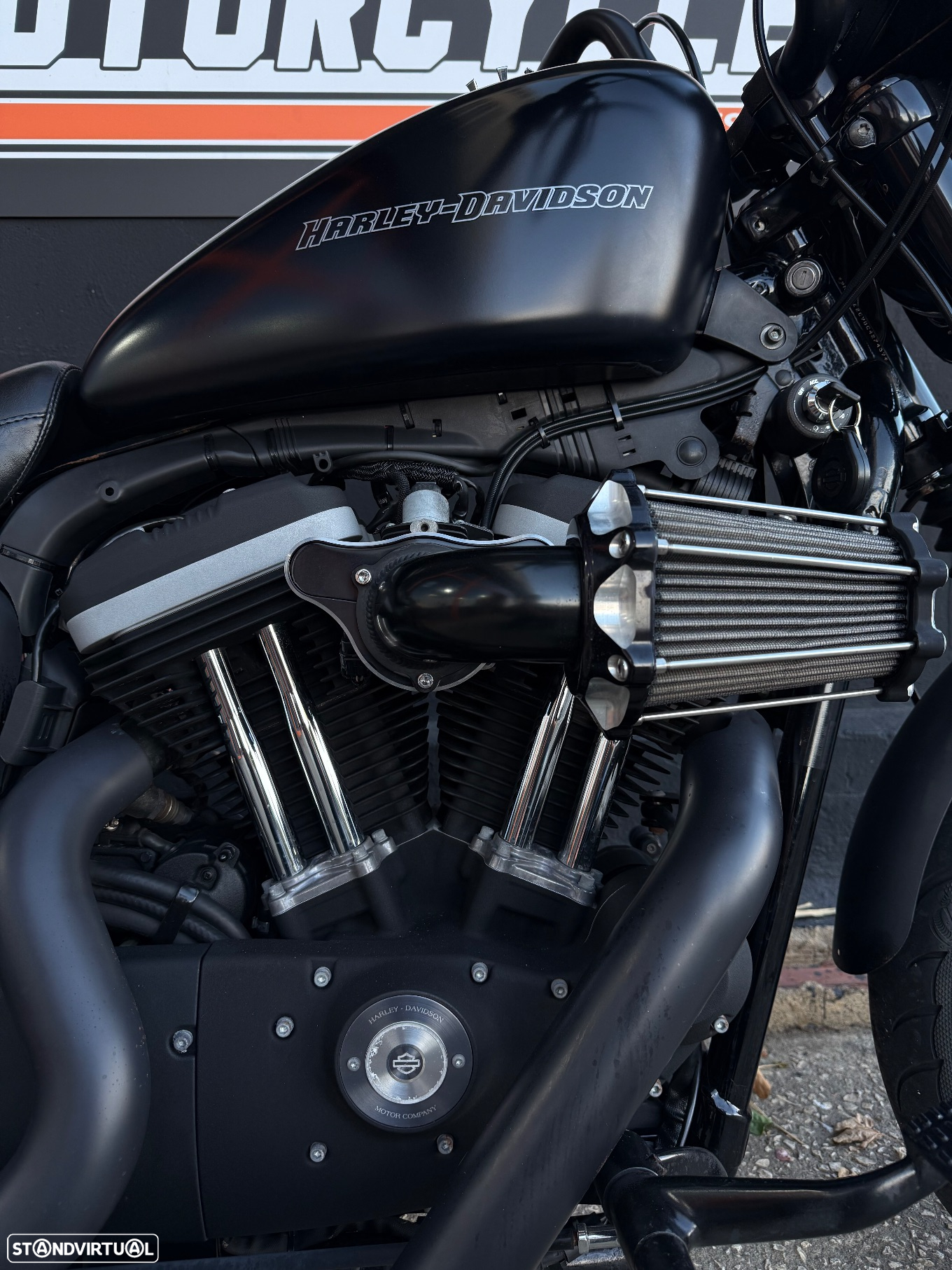 Harley-Davidson XL IRON - 2