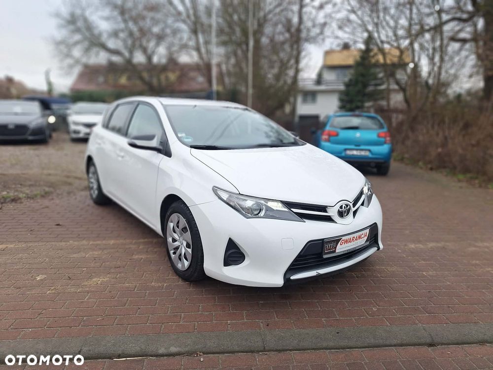 Toyota Auris 1.33 Dual-VVT-i - 7