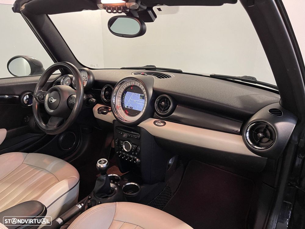 MINI Cabrio Cooper D - 19