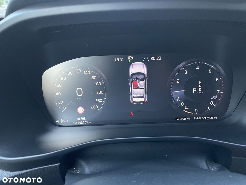 Volvo XC 40 T3 Momentum Pro - 14