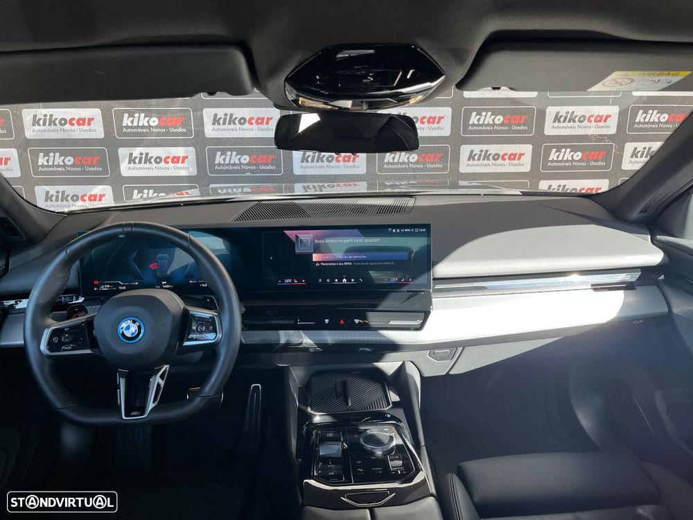BMW 530 e Pack Desportivo M - 33
