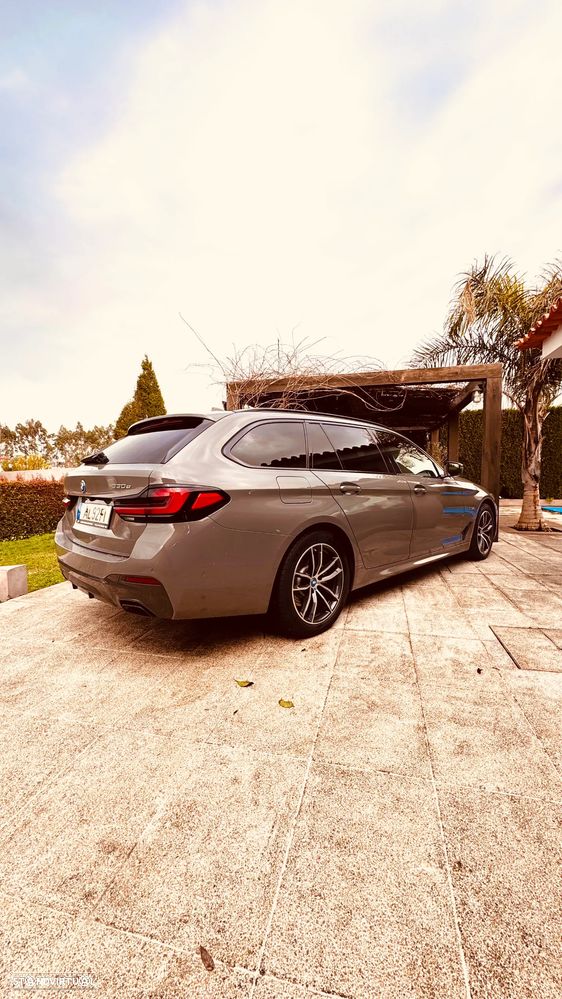 BMW 530 e Pack Desportivo M - 5