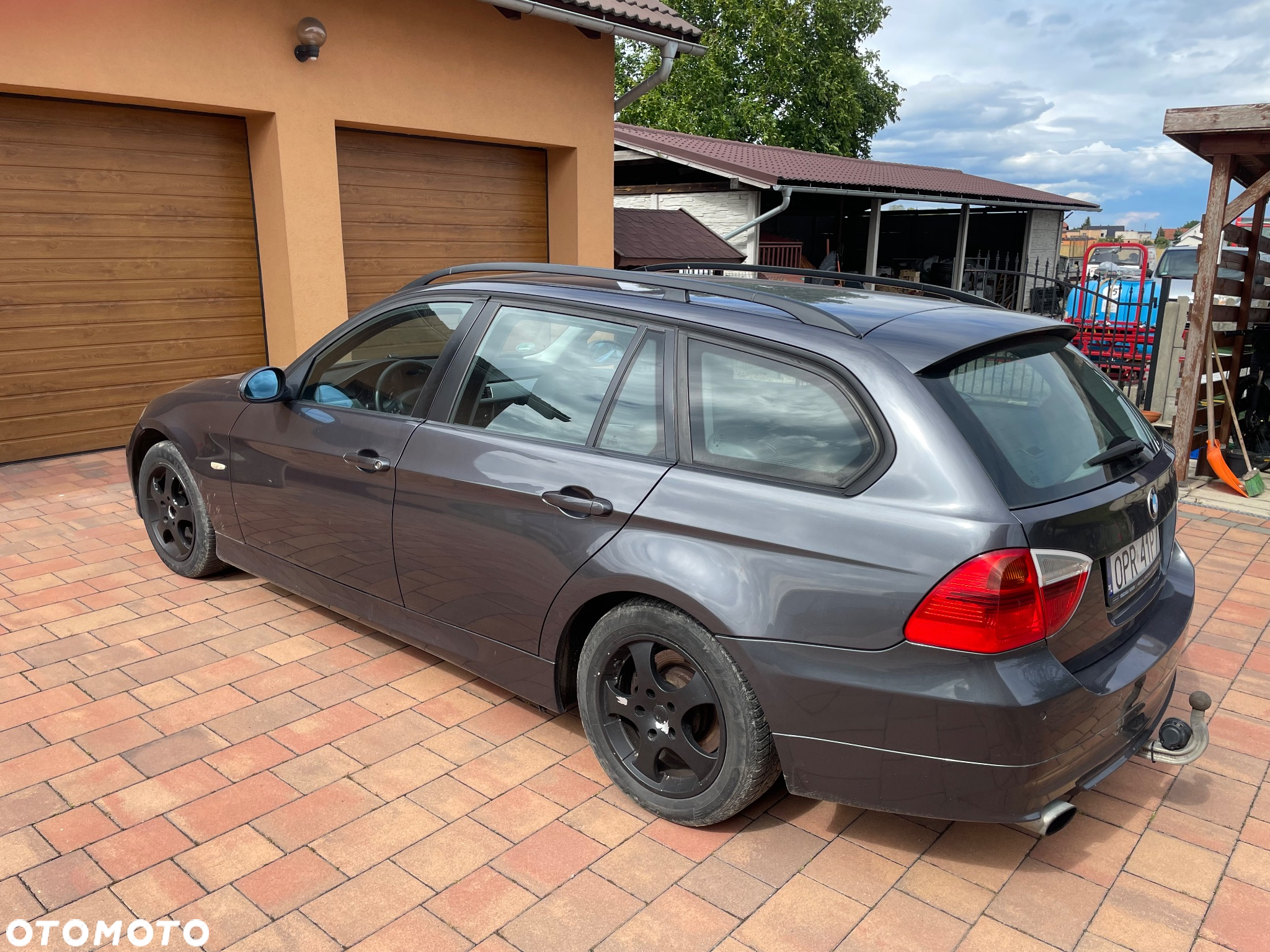 BMW Seria 3 318i - 5