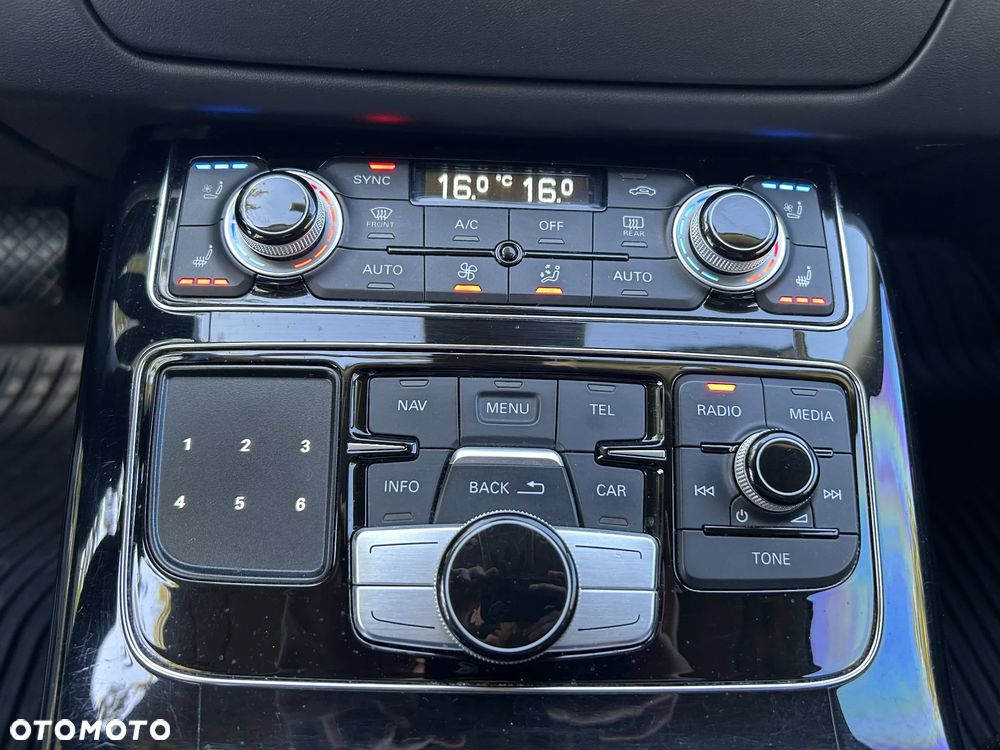 Audi A8 - 33