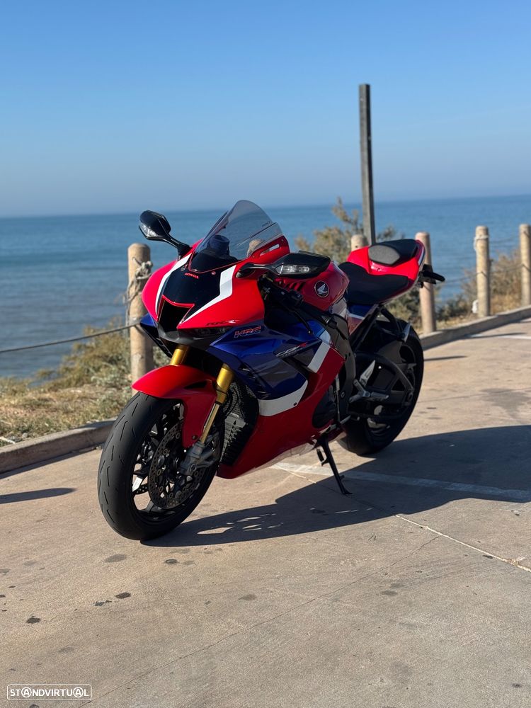 Honda CBR 1000 RR-R SP - 2