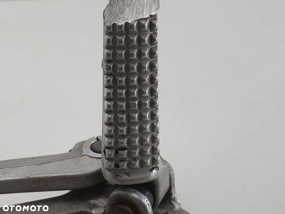 SET PRAWY DZWIGNIA HAMULCA PODNOZEK  HONDA VFR 750 RC 24 - 7