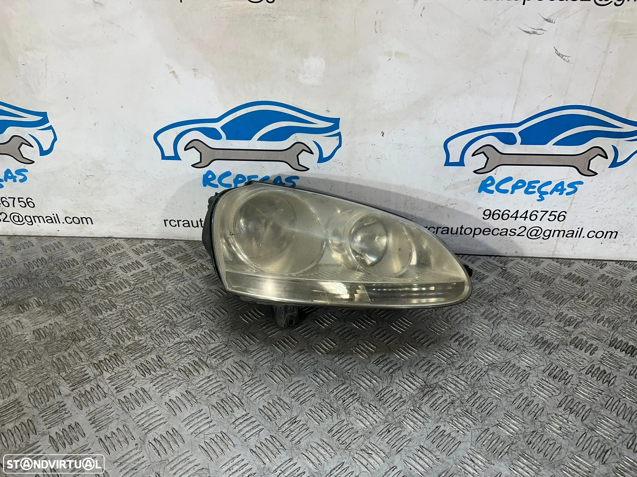 Conjunto Farois Oticas Originais VW Volkswagen Golf 5 MK5 1K Direita 1K6941006 Esquerda 1K6941005 2003 - 2008 - 6