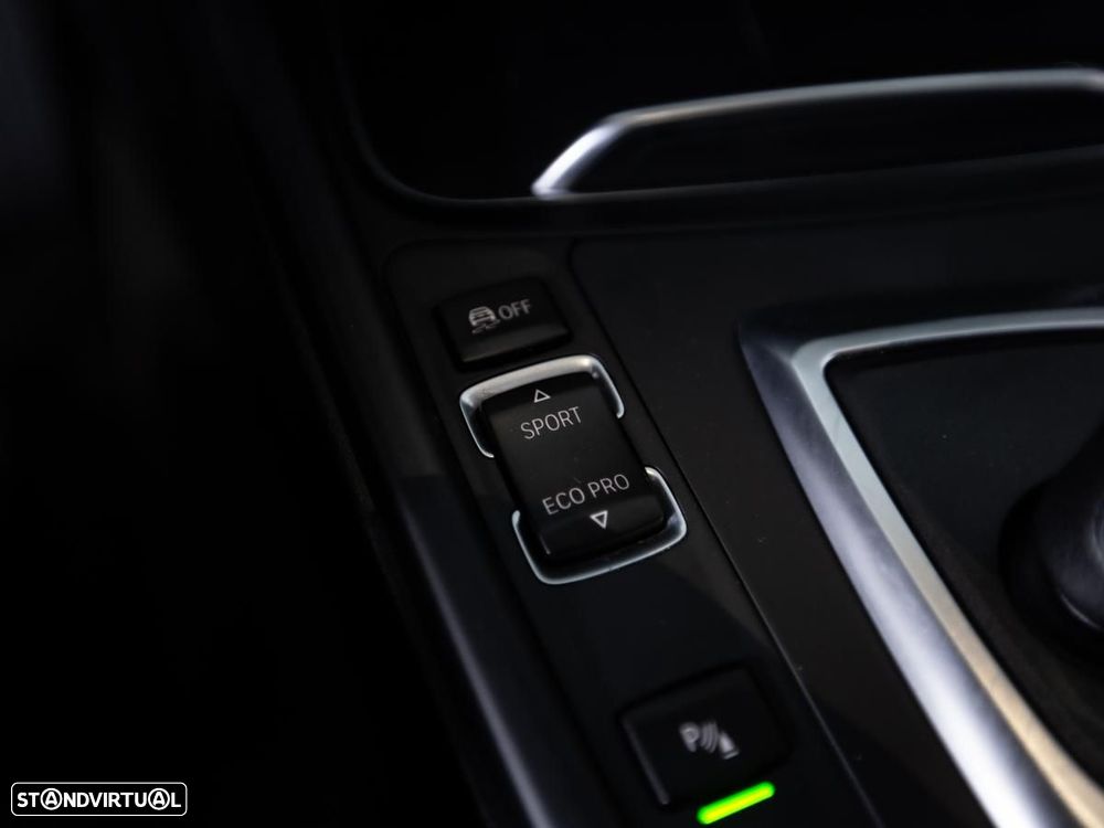 BMW 320 d Line Sport Auto - 22