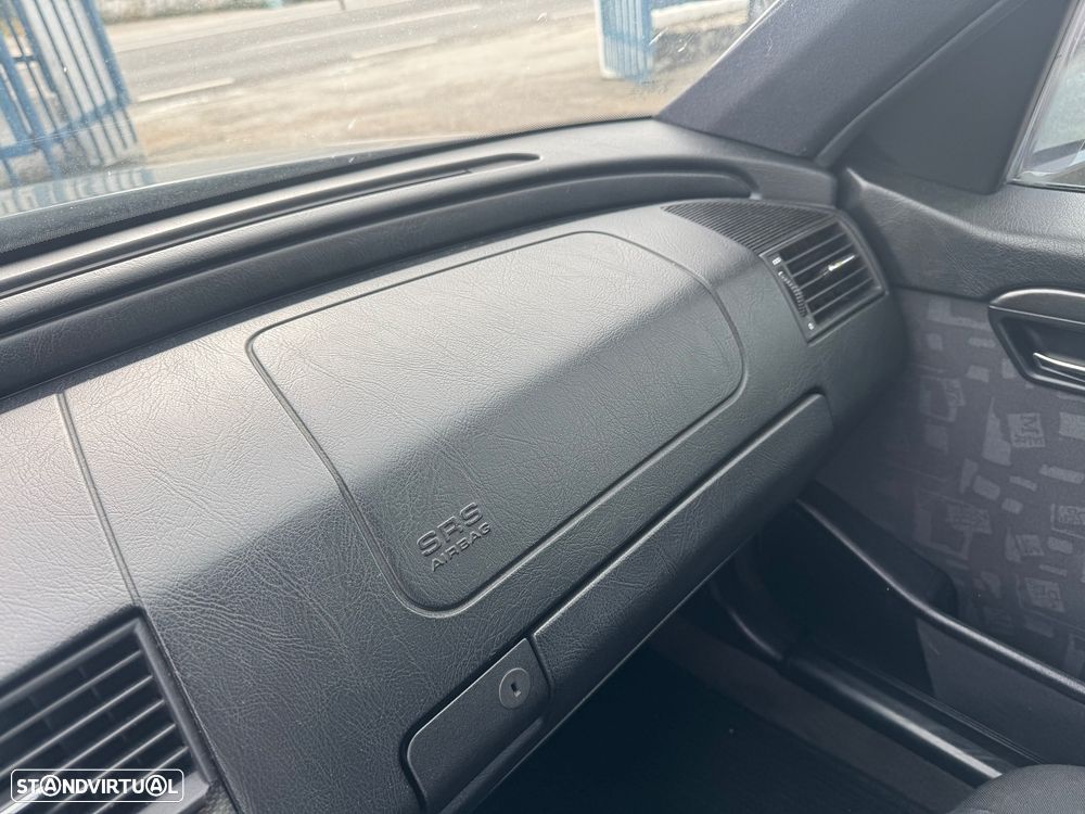 Mercedes-Benz C 220 D Classic - 16