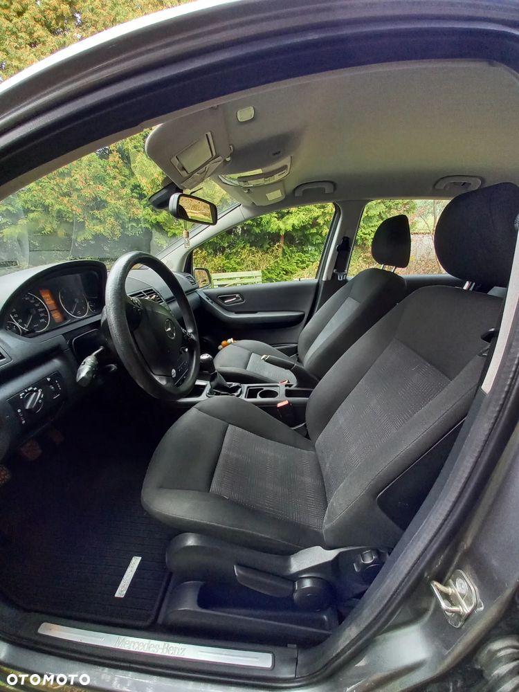 Mercedes-Benz Klasa A 160 BlueEfficiency - 15